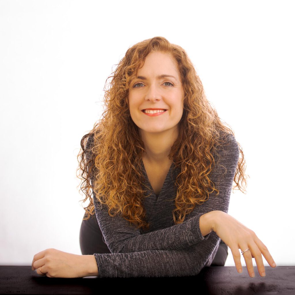Branding Portrait Eugenia Thomsen Doula y Hipnoparto by peirophoto