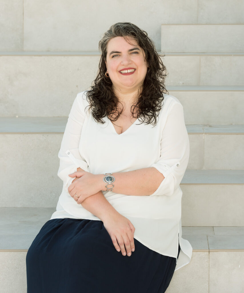 María González, abogada y agente inmobiliario REMAX Marítima