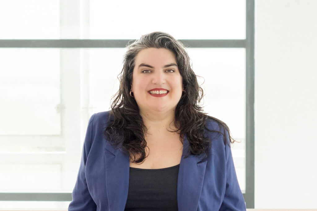 María González, abogada y agente inmobiliario REMAX Marítima