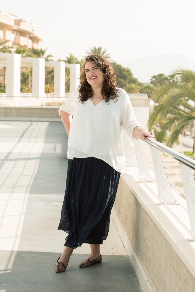 María González, abogada y agente inmobiliario REMAX Marítima