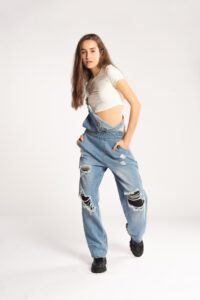 Retrato de Laura Rueda, en estilo de Moda y Belleza. Preciosa y prometedora modelo malagueña. @baptiste_peiro peirophoto.com